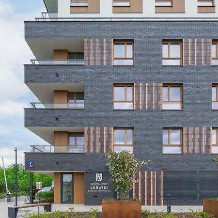 Apartamenty Ludwiki Z Parkingiem By Noclegi Renters Varşovia Exterior foto