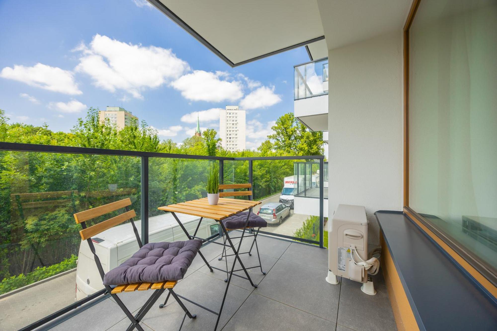 Apartamenty Ludwiki Z Parkingiem By Noclegi Renters Varşovia Exterior foto