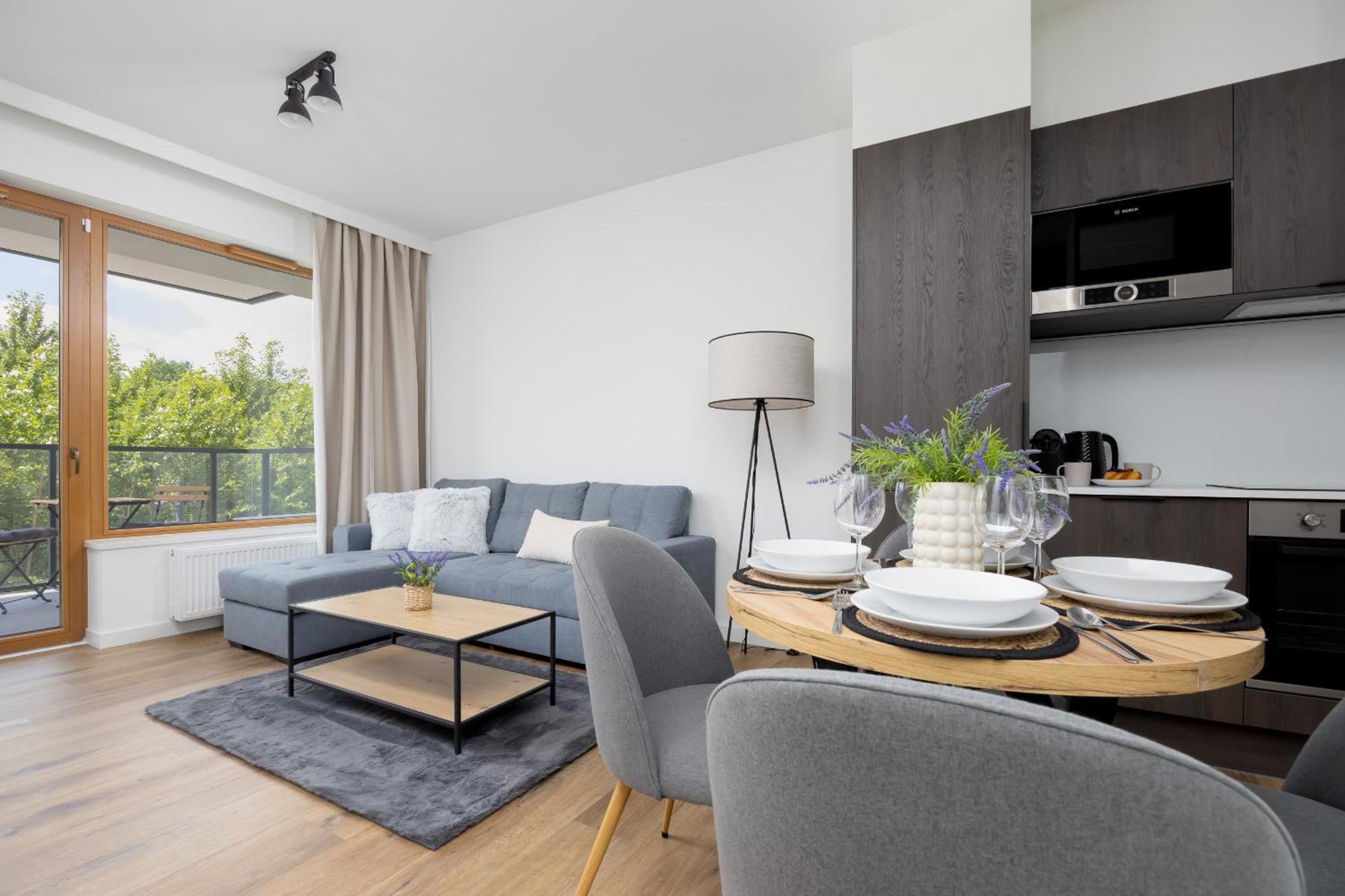 Apartamenty Ludwiki Z Parkingiem By Noclegi Renters Varşovia Exterior foto
