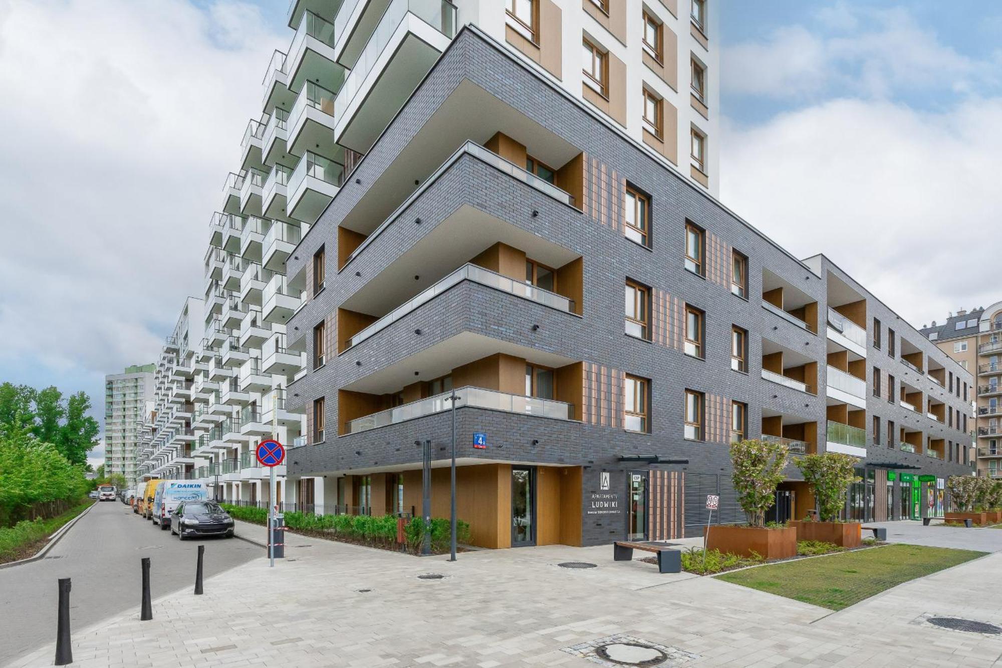 Apartamenty Ludwiki Z Parkingiem By Noclegi Renters Varşovia Exterior foto